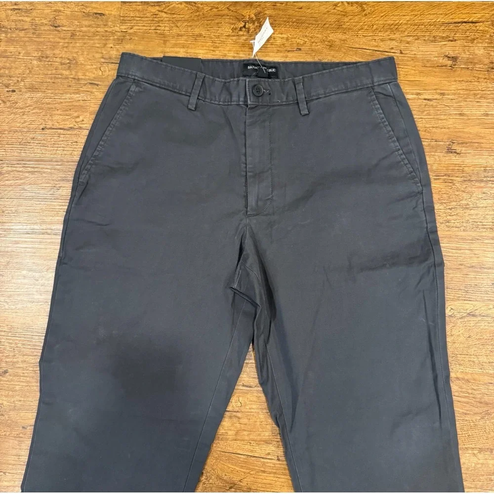 Banana Republic Gray Casual Athletic Fit Lived-In Chino Pants‎ Men's 32x36 Tall